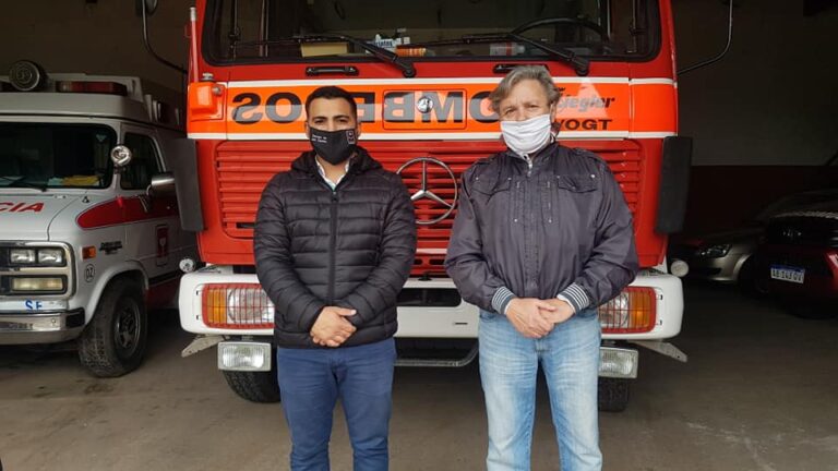 LOS CARDOS – Bomberos y la Comuna trabajarán juntos en la remodelación del Cuartel
