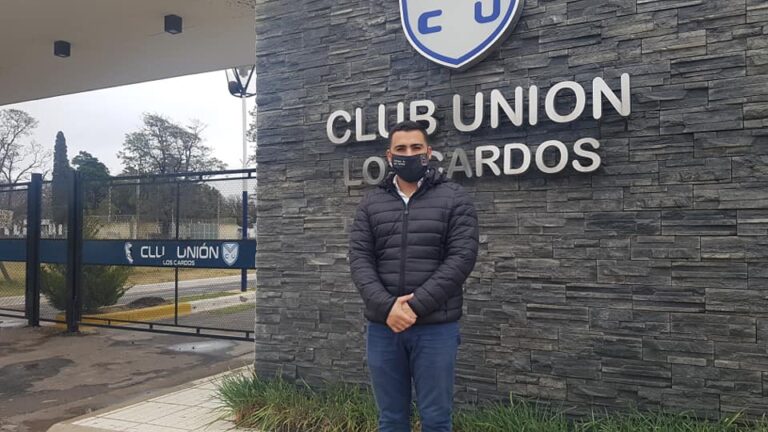 Junto al Club Unión