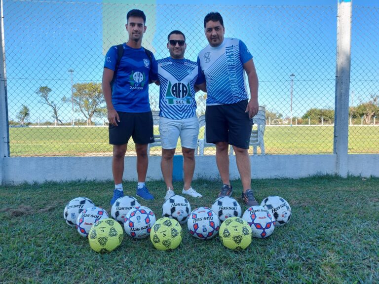 La comuna de Los Cardos aportó pelotas para el fútbol infantil de Unión