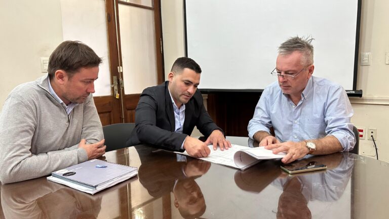 GESTION EN SANTA FE – Los Cardos recibirá 27 millones para desagües y urbanización del sector oeste