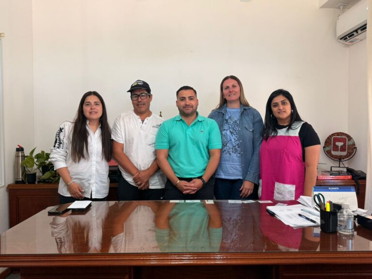 La comuna de Los Cardos completó el pago del FAE 2025